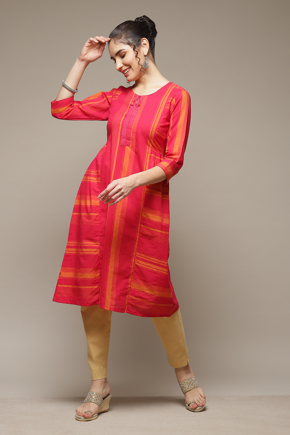 Fuschia Viscose Blend Straight Kurta image number 0